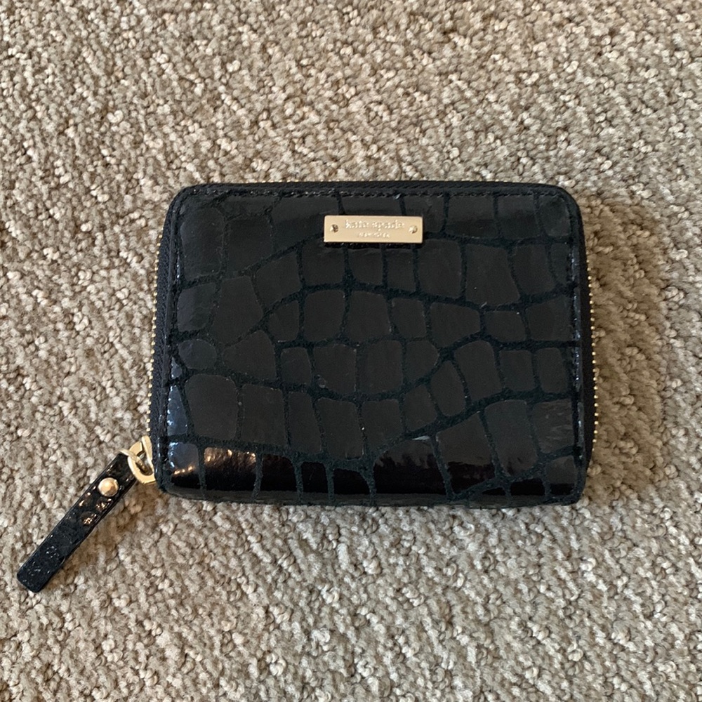 Small Kate Spade wallet